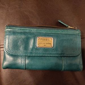 Fossil wallet green